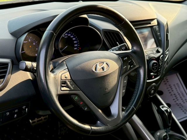 【毅寰汽車】2014 現代 Veloster⛧雙門小鋼炮⛧免鑰匙啟動⛧摸門解鎖⛧天窗⛧倒車顯影⛧電動座椅｜歡迎賞車 ☏  第4張相片