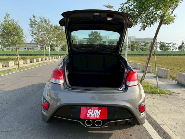 【毅寰汽車】2014 現代 Veloster⛧雙門小鋼炮⛧免鑰匙啟動⛧摸門解鎖⛧天窗⛧倒車顯影⛧電動座椅｜歡迎賞車 ☏  第15張相片