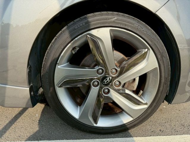 【毅寰汽車】2014 現代 Veloster⛧雙門小鋼炮⛧免鑰匙啟動⛧摸門解鎖⛧天窗⛧倒車顯影⛧電動座椅｜歡迎賞車 ☏  第16張相片