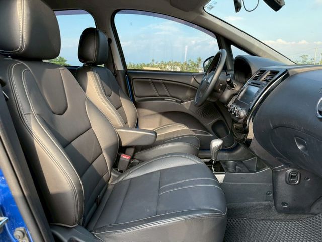 【毅寰汽車】2018 三菱 Colt Plus⛧免鑰匙啟動⛧摸門解鎖⛧盲點⛧導航⛧倒車顯影⛧電動尾門｜歡迎賞車 ☏  第9張相片