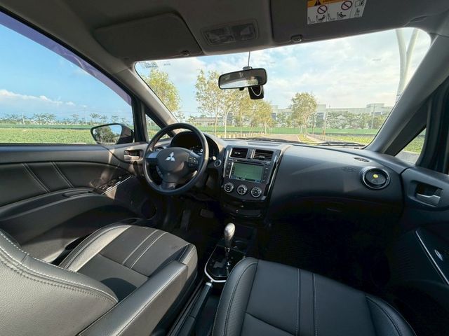 【毅寰汽車】2018 三菱 Colt Plus⛧免鑰匙啟動⛧摸門解鎖⛧盲點⛧導航⛧倒車顯影⛧電動尾門｜歡迎賞車 ☏  第11張相片