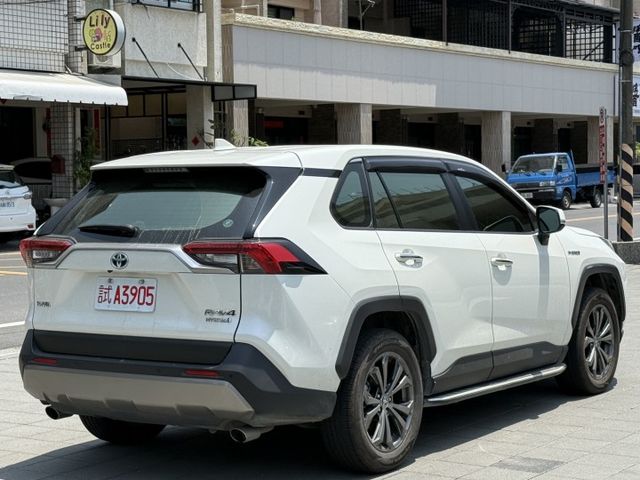 車輛整備中 歡迎預約賞車~  第2張相片