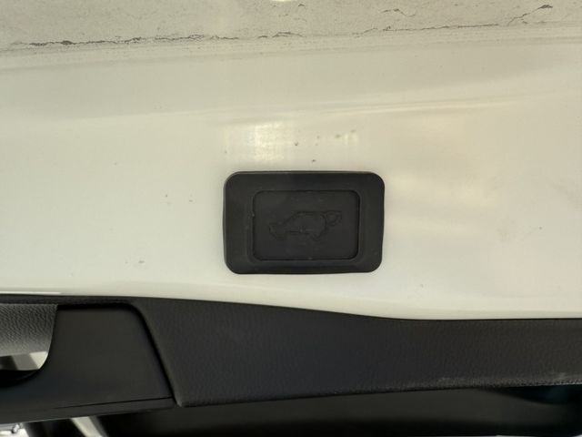 車輛整備中 歡迎預約賞車~  第11張相片