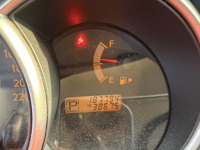 【毅寰汽車】2013 Nissan TIIDA⛧小巧可愛⛧魔術大空間⛧便宜不貴⛧皮椅⛧音響主機⛧一手車｜歡迎賞車 ☏  第3張相片