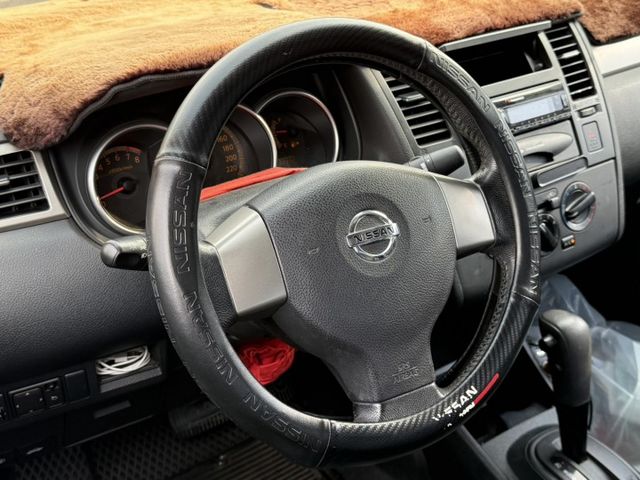 【毅寰汽車】2013 Nissan TIIDA⛧小巧可愛⛧魔術大空間⛧便宜不貴⛧皮椅⛧音響主機⛧一手車｜歡迎賞車 ☏  第4張相片