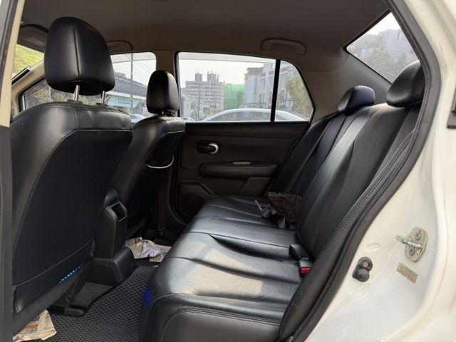 【毅寰汽車】2013 Nissan TIIDA⛧小巧可愛⛧魔術大空間⛧便宜不貴⛧皮椅⛧音響主機⛧一手車｜歡迎賞車 ☏  第6張相片