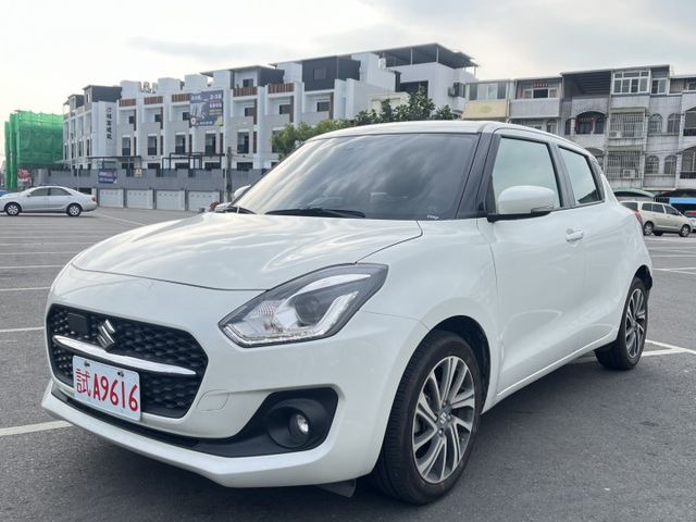 【毅寰汽車】2023 SUZUKI Swift⛧油電⛧小巧可愛 省油省稅⛧摸門解鎖⛧免鑰匙啟動⛧盲點⛧定速｜歡迎賞車 ☏  第1張相片