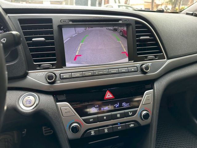 【毅寰汽車】2017 現代 Elantra 旗艦版⛧IKEY⛧閥門⛧排氣管⛧定速⛧倒車顯影⛧胎壓偵測｜歡迎賞車 ☏  第9張相片