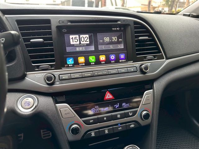 【毅寰汽車】2017 現代 Elantra 旗艦版⛧IKEY⛧閥門⛧排氣管⛧定速⛧倒車顯影⛧胎壓偵測｜歡迎賞車 ☏  第10張相片