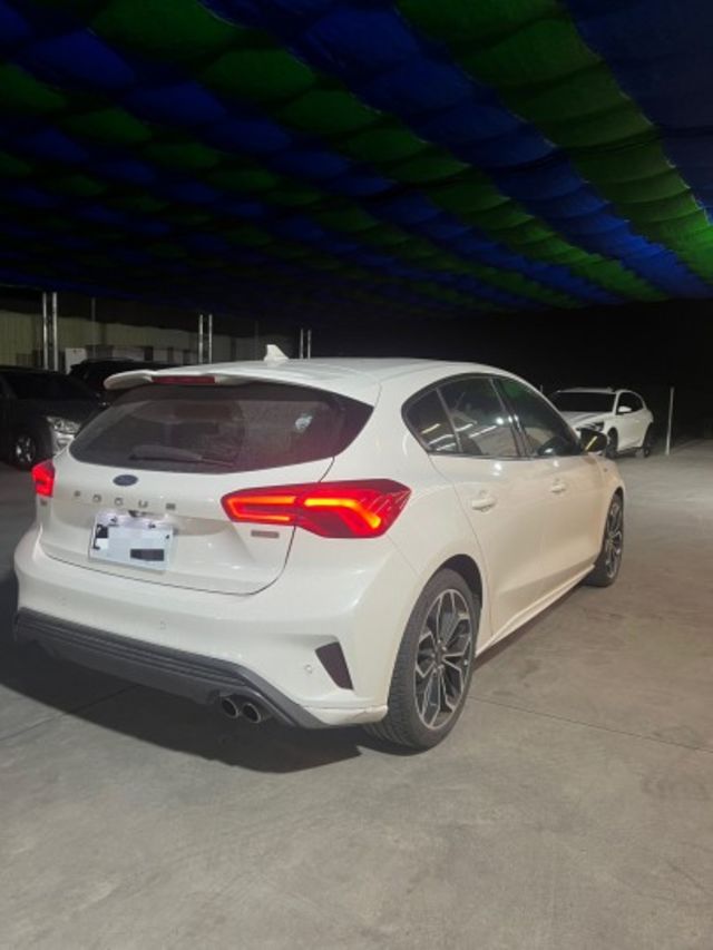 【毅寰汽車】2020 福特 FOCUS ST-Line⛧免鑰匙啟動⛧摸門解鎖⛧B&O音響⛧抬顯⛧導航⛧盲點｜歡迎賞車 ☏  第2張相片