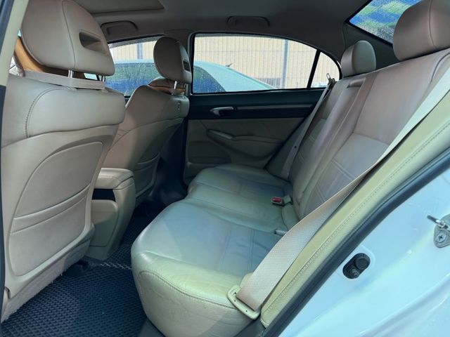 車輛整備中 歡迎預約賞車~  第6張相片