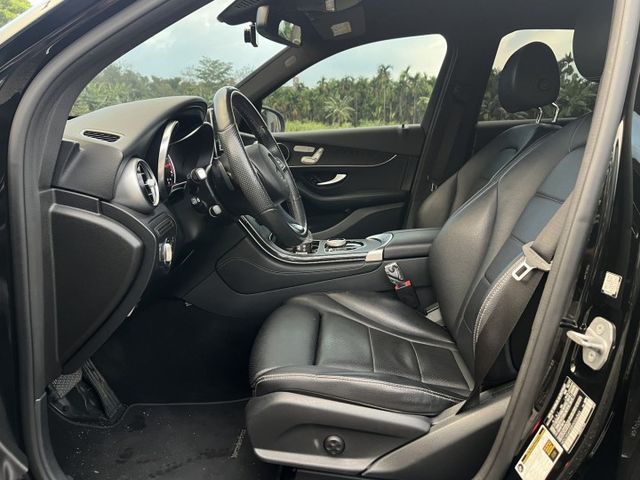 【毅寰汽車】2017 BENZ GLC300⛧IKEY⛧盲點⛧導航⛧電尾門⛧電動記憶座椅｜歡迎賞車 ☏  第5張相片