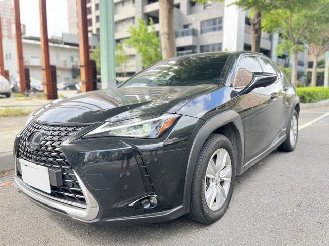 【毅寰汽車】2021 LEXUS UX250h⛧IKEY⛧ACC⛧導航⛧盲點⛧環景⛧電尾門⛧雙前電熱椅｜歡迎賞車 ☏  第1張相片
