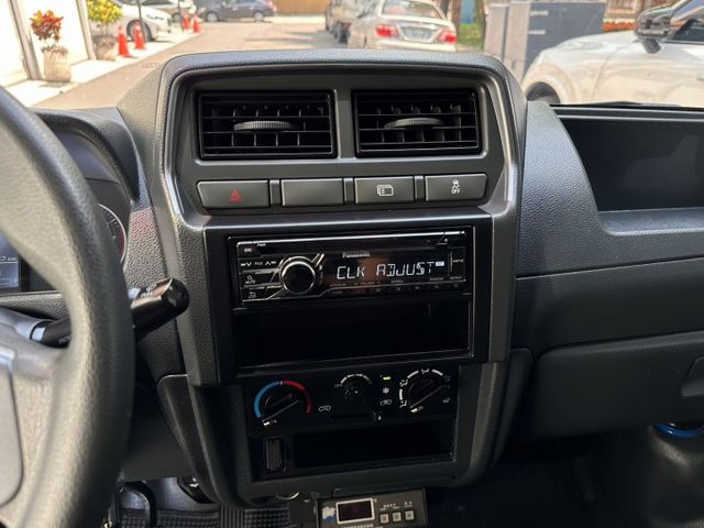 【毅寰汽車】2019年 三菱 菱利⛧手排⛧音響主機⛧冷藏箱都幫你裝好了 買回家直接上工⛧便宜不貴｜歡迎預約賞車☏  第8張相片