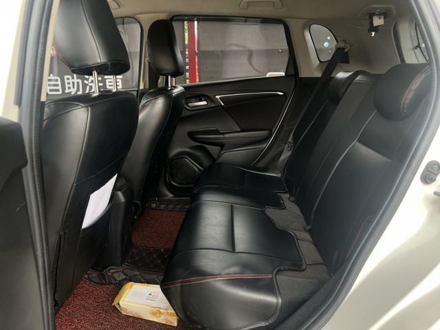 2017本田 FIT/原版件/S版/Carplay /換檔撥片/輕盈小車/移動、找車位都方便/歡迎賞車☏  第6張相片