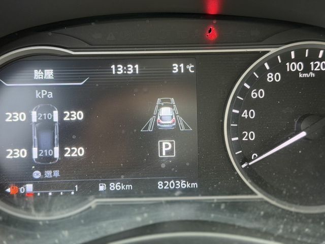 2021 NISSAN kicks/原版件/免鑰匙/倒車顯影/小型休旅/好顧好保養  第3張相片