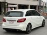2016 BENZ B180/電動座椅/雙區恆溫/LED頭燈/免鑰匙/後座出風口  第2張縮圖