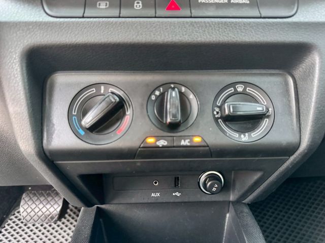 2018 SKODA FABIA/原版件/COMBI1.0TSI 版本/免鑰匙/旅行式/歡迎賞車☏  第11張相片