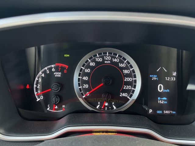 2024 TOYOTA ALTIS/盲點偵測/摸門/免鑰匙/倒車顯影/免鑰匙/後座出風口  第3張相片