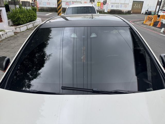 2015 BENZ C400/ 電冷熱通風椅/天窗/柏林/LED頭燈/盲點/23P跟車/倒車顯影  第5張相片