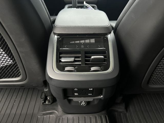 2020 XC90 B5/油電車/LED頭燈/免鑰匙/HK音響/後座出風口/電動座椅/旅行式/電尾門  第8張相片