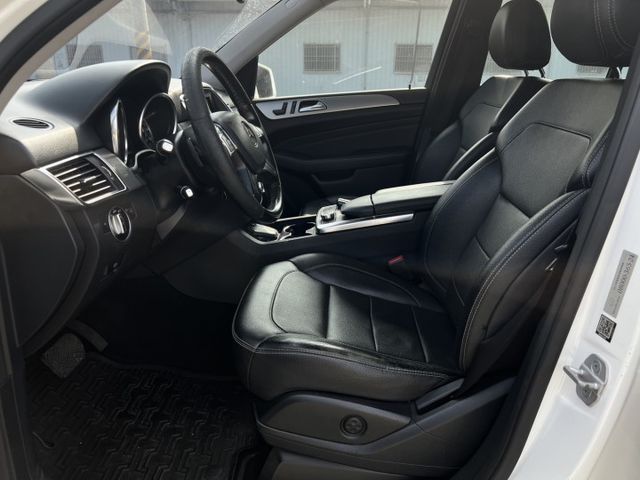 2014 BENZ ML250D/柴油/廂式/倒車顯影/天窗/電尾門/電動座椅/好入手的進口休旅車  第5張相片