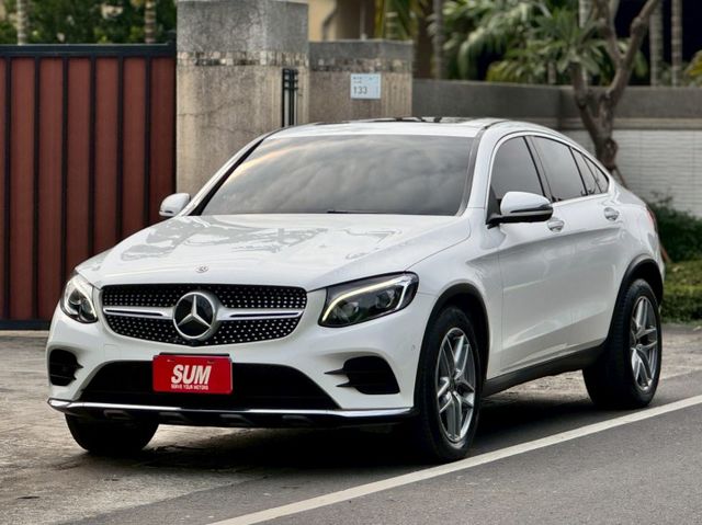 2017 GLC250 AMG庫貝/原版件/LED頭燈/免鑰匙/倒車顯影/360環景/電尾門/天窗  第1張相片