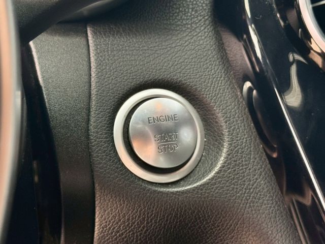 2017 GLC250 AMG庫貝/原版件/LED頭燈/免鑰匙/倒車顯影/360環景/電尾門/天窗  第13張相片