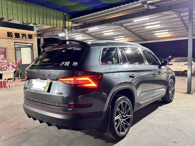 2020 SKODA KODIAQ/原版件/LED頭燈/七人座/電動座椅/電尾門/倒車顯影/360環景/摸門  第2張相片
