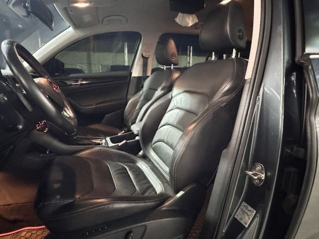 2020 SKODA KODIAQ/原版件/LED頭燈/七人座/電動座椅/電尾門/倒車顯影/360環景/摸門  第4張相片