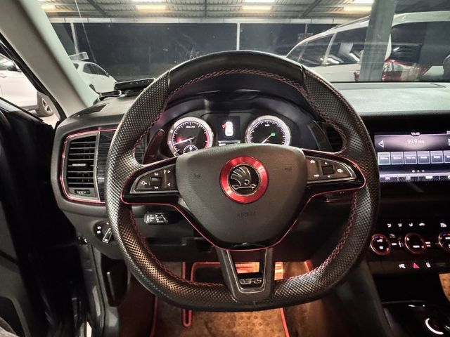 2020 SKODA KODIAQ/原版件/LED頭燈/七人座/電動座椅/電尾門/倒車顯影/360環景/摸門  第11張相片