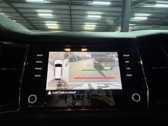2020 SKODA KODIAQ/原版件/LED頭燈/七人座/電動座椅/電尾門/倒車顯影/360環景/摸門  第12張相片