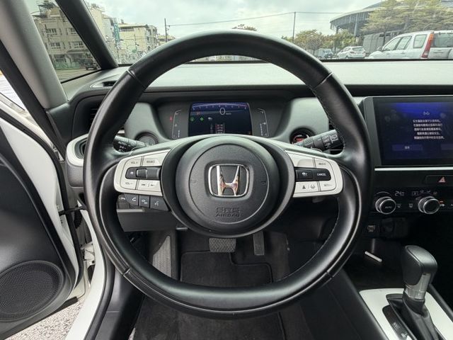 2024  HONDA FIT/LED頭燈/免鑰匙/定速/倒車顯影/恆溫空調/代步車首選  第8張相片