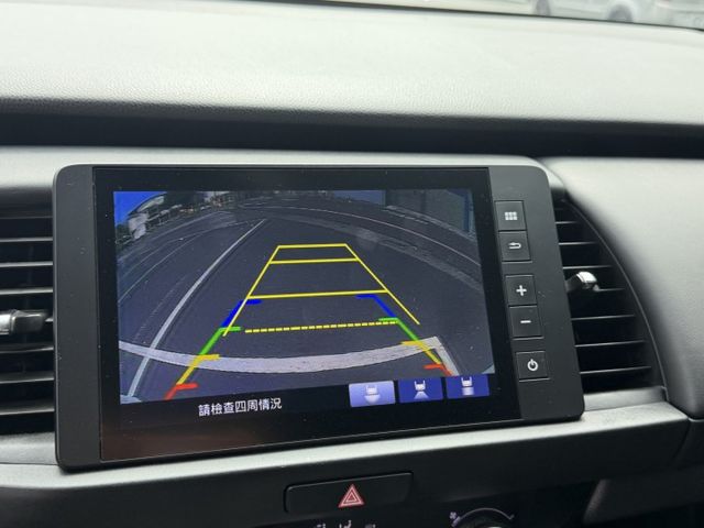 2024  HONDA FIT/LED頭燈/免鑰匙/定速/倒車顯影/恆溫空調/代步車首選  第11張相片