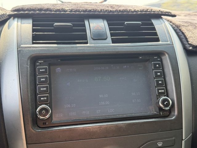 2011 TOYOTA ALTIS/恆溫空調/天窗/定速/省油省稅金/便宜代步車  第10張相片