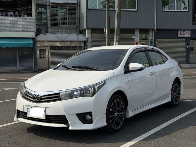 2014 TOYOTA ALTIS Z版/LED頭燈/免鑰匙/摸門/安卓機/倒車顯影/定速/恆溫空調  第1張相片