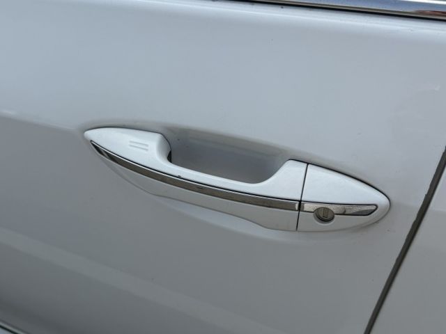 2014 TOYOTA ALTIS Z版/LED頭燈/免鑰匙/摸門/安卓機/倒車顯影/定速/恆溫空調  第4張相片