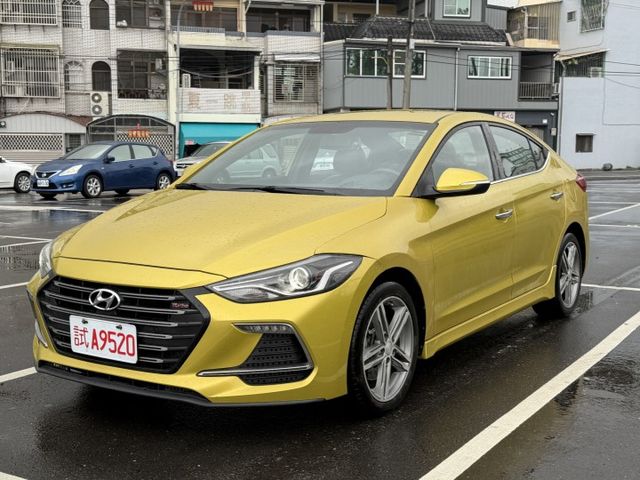 SPORT版/盲點/免鑰匙/駕駛座電動座椅/倒車顯影/摸門/換檔撥片/循跡防滑/雙區恆溫  第1張相片