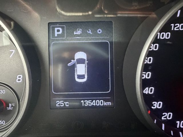 SPORT版/盲點/免鑰匙/駕駛座電動座椅/倒車顯影/摸門/換檔撥片/循跡防滑/雙區恆溫  第3張相片