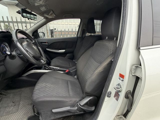 2018 BALENO GLX/原版件/HID頭燈/免鑰匙/恆溫空調/定速/換檔撥片  第7張相片