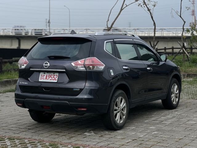 2016 X-TRAIL/原版件/倒車顯影/360環景/雙區恆溫/免鑰匙/摸門/循跡防滑/安卓機  第2張相片