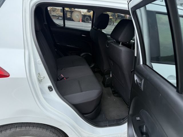 2014 SUZUKI SWIFT/倒車顯影/免鑰匙啟動/恆溫空調/摸門/定速/恆溫空調  第8張相片