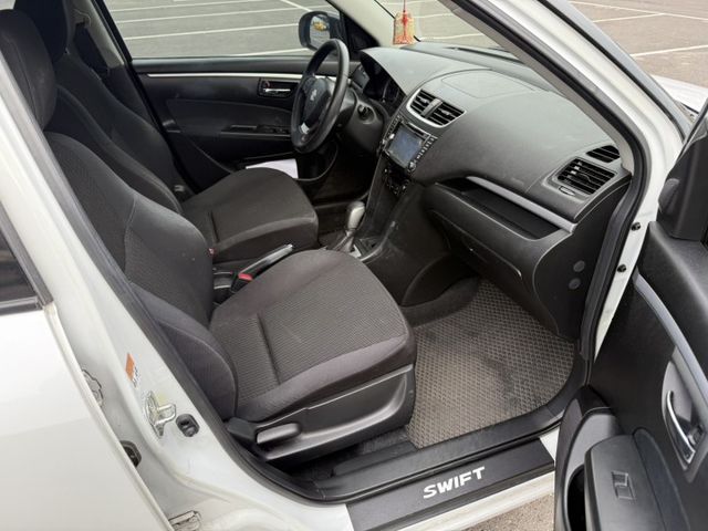 2014 SUZUKI SWIFT/倒車顯影/免鑰匙啟動/恆溫空調/摸門/定速/恆溫空調  第9張相片