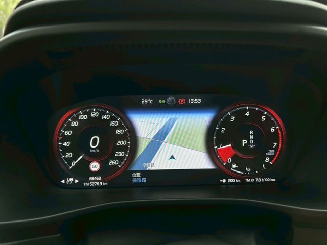 LED頭燈/後座出風口/免鑰匙/倒車顯影/360環景/電子手煞車/電動座椅/電尾門/雙區恆溫  第5張相片