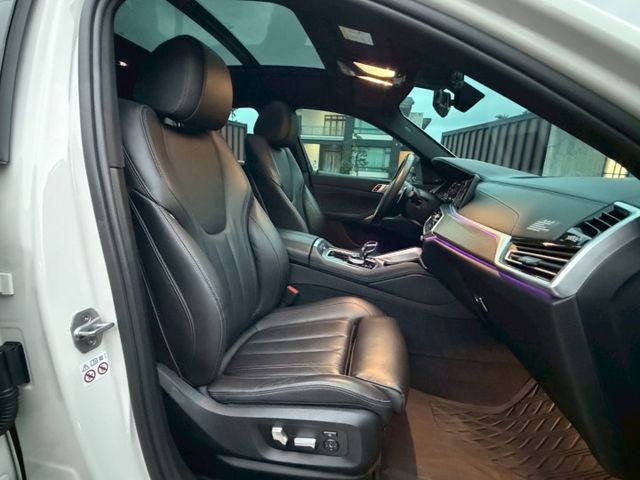 LED頭燈/總代理/5AU跟車/抬顯/H/K音響/360環景/免鑰匙/摸門/盲點/電尾門/車道偏移/CARPLAY  第6張相片