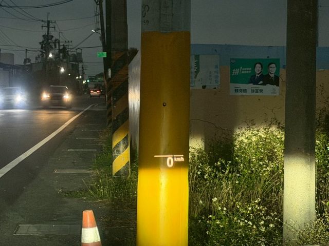 LED頭燈/總代理/5AU跟車/抬顯/H/K音響/360環景/免鑰匙/摸門/盲點/電尾門/車道偏移/CARPLAY  第19張相片