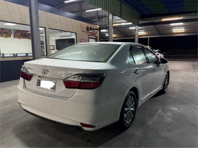 免鑰匙/定速/倒車顯影/安卓機/電動座椅/摸門/HID頭燈/雙區恆溫/駕駛座電動座椅  第2張相片