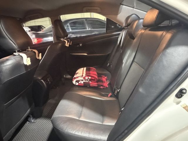 免鑰匙/定速/倒車顯影/安卓機/電動座椅/摸門/HID頭燈/雙區恆溫/駕駛座電動座椅  第6張相片