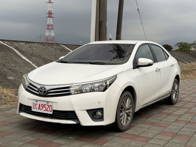 2014 ALTIS/原版件/定速/恆溫空調/免鑰匙/摸門/循跡防滑/開不壞系列  第1張相片