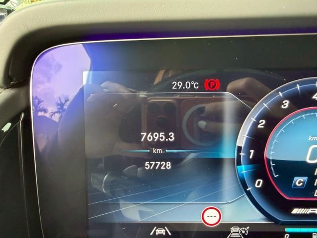 LED頭燈/盲點/免鑰匙/後座出風口/大柏林/通風座椅/雙區恆溫/倒車顯影/天窗  第3張相片